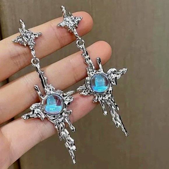 Jewelry - DESIGNER MODERN MOLTEN SILVER/CABOCHON CRYSTAL DROP EARRINGS**NEW!